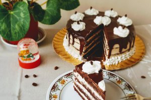 Tort cu crema de mascarpone si cafea