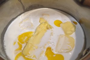 Desert tort de biscuiti cu ciocolata