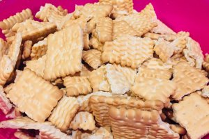 Desert tort de biscuiti cu ciocolata