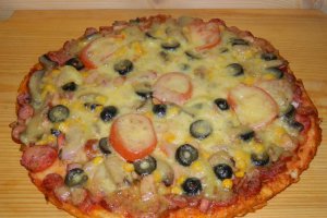 Pizza cu mozzarella