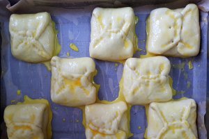Desert branzoaice sau poale-n brau moldovenesti