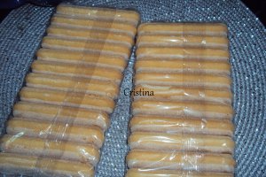 Desert tarta cu branza si frisca
