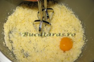 Lime & cheese pudding