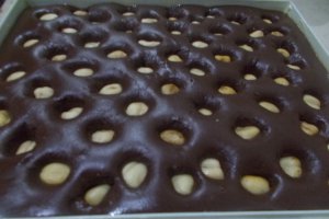 Ciocolata de casa, cu alune de padure
