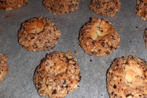 Desert fursecuri fragede cu gem de fructe