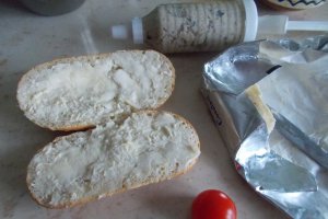 Tartine cu pasta din file de hering