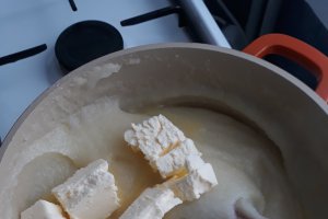 Desert prajitura de post, cu suc de rosii