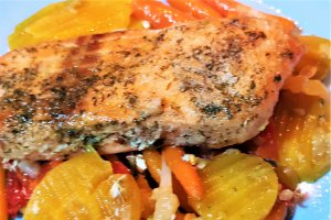 Somon cu legume en papillote