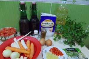 Supa de rosii, cu morcovi si galuste de faina