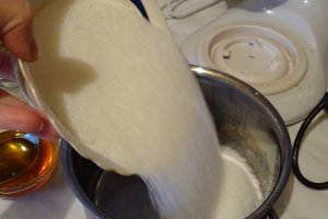 Fondant pentru eclere, amandine