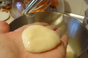 Fondant pentru eclere, amandine