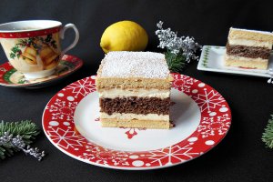 Desert prajitura cu foi caramel, cu blat de cacao si crema de lamaie
