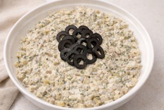 Salata de ciupercute cu maioneza si usturoi