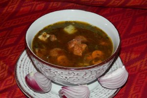 Ciorba de ciolan cu zeama de varza
