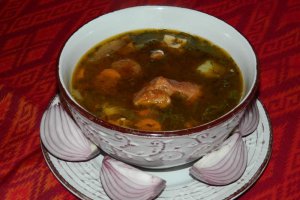 Ciorba de ciolan cu zeama de varza