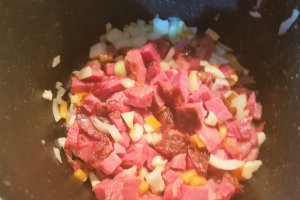 Ciorba de salata cu galuste si iaurt