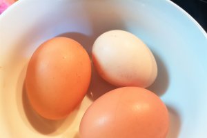 Ciorba de salata cu galuste si iaurt