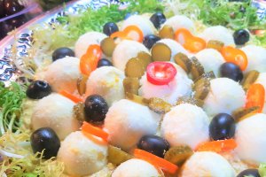 Aperitiv oua umplute cu leber de casa