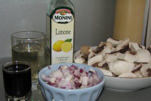 Pui umplut cu ciuperci si orez aromat