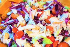 Salata cu somon afumat
