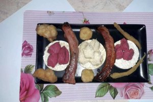 Fasole fandosita cu muraturi pane