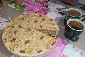 Desert tort cu nuca