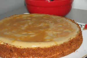 Tort de ciocolata alba cu banana