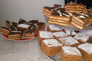 Desert prajitura din albusuri cu ciocolata