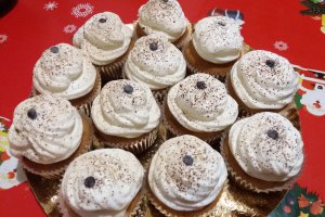Desert cupcakes tiramisu
