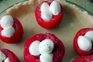 Aperitiv tarta cu rosii si mozzarella