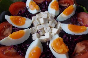 Salata asortata, cu varza rosie