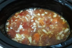 Mancare de fasole cu afumatura, la slow cooker Crock-Pot