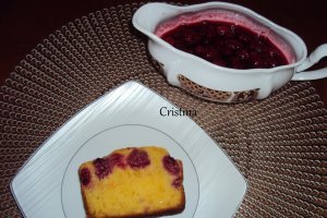 Desert chec cu sos de zmeura