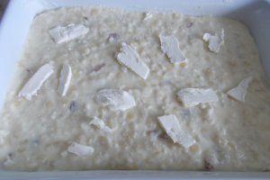 Budinca dulce, cu paste, branza de vaci si stafide