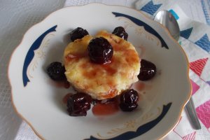 Budinca dulce, cu paste, branza de vaci si stafide