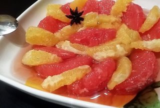 Salata de citrice cu sirop de rodie