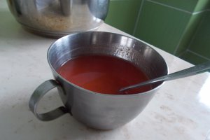 Ficat de porc in sos de vin, cu legume natur