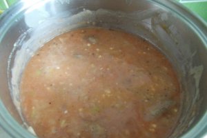 Ficat de porc in sos de vin, cu legume natur