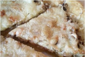 Aperitiv tarta cu ciuperci, gouda si emmentaler