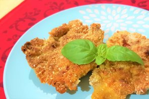 Snitel de curcan cu pesto si mustar