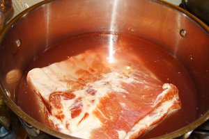 Piept de porc fiert in zeama de varza