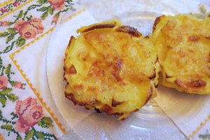 Cartofi gratinati
