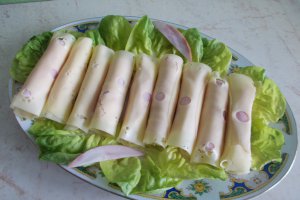 Aperitiv rulouri Svaiter
