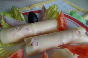 Aperitiv rulouri Svaiter