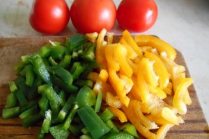 Aperitiv omleta turceasca (Menemen)