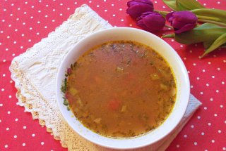 Ciorba de fasole verde acrita cu zeama de varza