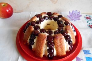 Desert sarlota cu visine