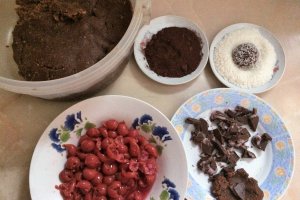 Desert Bilute cu ciocolata si visine
