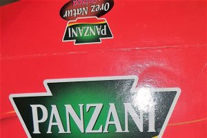 Ciorba cu perisoare de curcan, rosii si oregano
