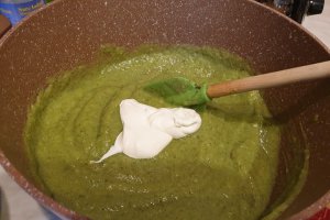 Supa crema de broccoli si ceapa